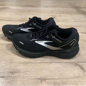 Brooks gortex women’s running shoe ghost 14